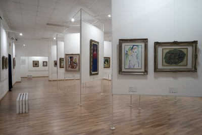 Foto di Dionisio Iemma Palazzo della Cultura.jpg